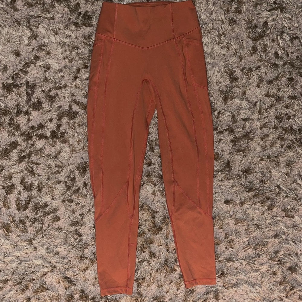 TYC heart booty leggings NWOT